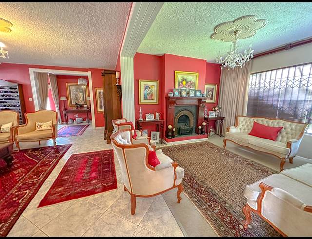 5 BEDROOM HOUSE FOR SALE IN KILDARE